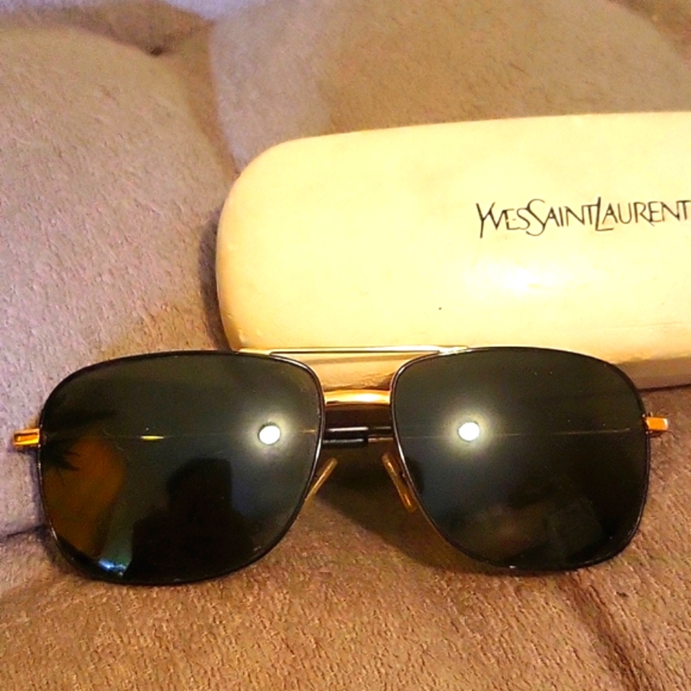 YSL "Classic 12" Aviator Sunglasses Gold Frame
